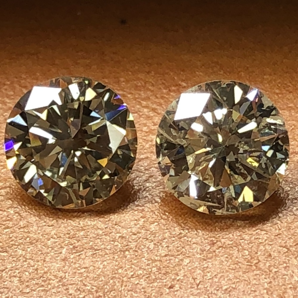 2.28 ct Natural Diamond Studs